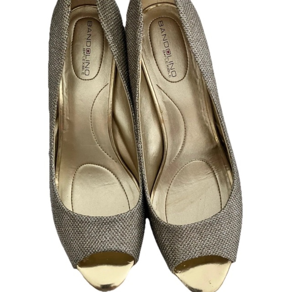 Bandolino Rainaa Pumps Women's Glittering Gold Peep Toe Heels size 9.5
EUC